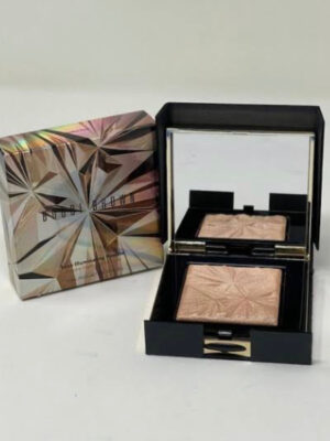 Highlighting powder